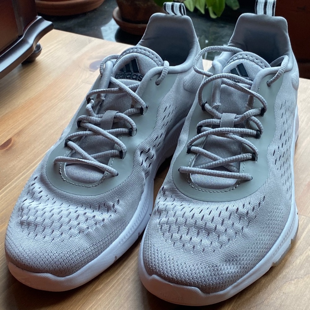 Adidas Novamotion Crosstraining Sneakers